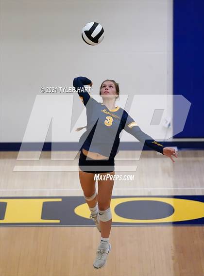 Thumbnail 3 in Decatur Central @ Mooresville photogallery.