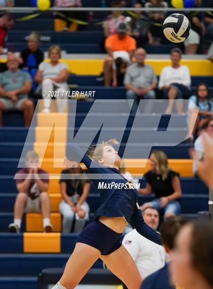Thumbnail 1 in Decatur Central @ Mooresville photogallery.