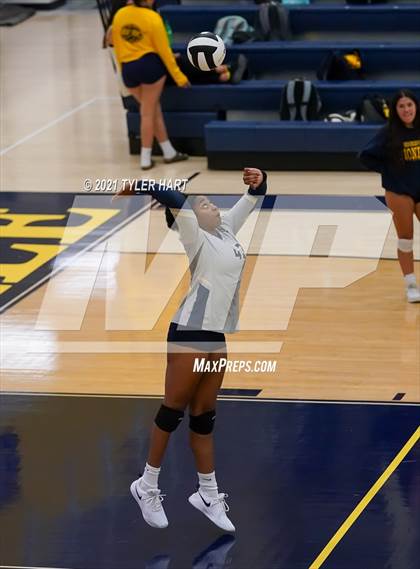 Thumbnail 1 in Decatur Central @ Mooresville photogallery.