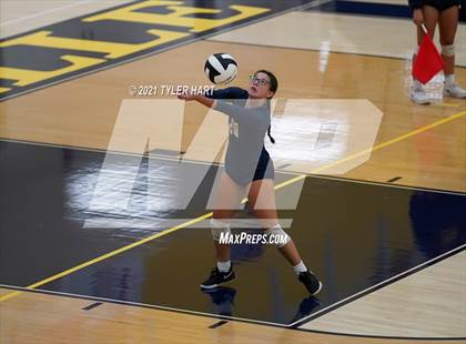 Thumbnail 3 in Decatur Central @ Mooresville photogallery.
