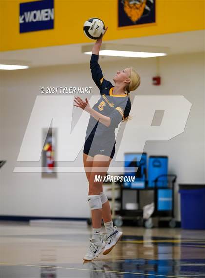 Thumbnail 1 in Decatur Central @ Mooresville photogallery.