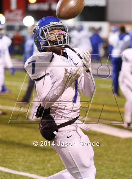 Thumbnail 1 in Florence @ Clay-Chalkville (AHSAA Class 6A Semifinal) photogallery.
