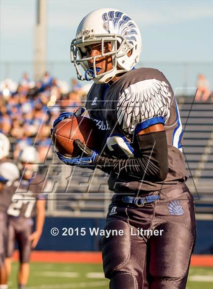 Thumbnail 3 in Newport Central Catholic @ Scott (Skyline Crosstown Showdown) photogallery.