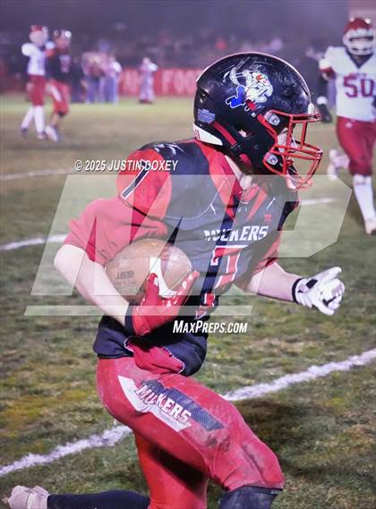 Thumbnail 1 in Tonopah vs Carlin (NIAA 1A State Semifinal) photogallery.