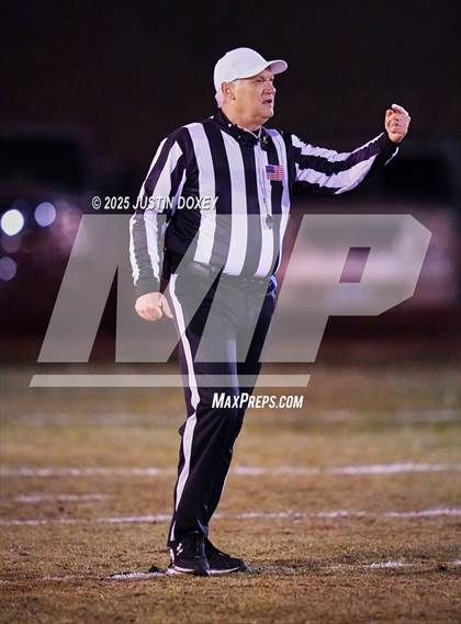 Thumbnail 3 in Tonopah vs Carlin (NIAA 1A State Semifinal) photogallery.