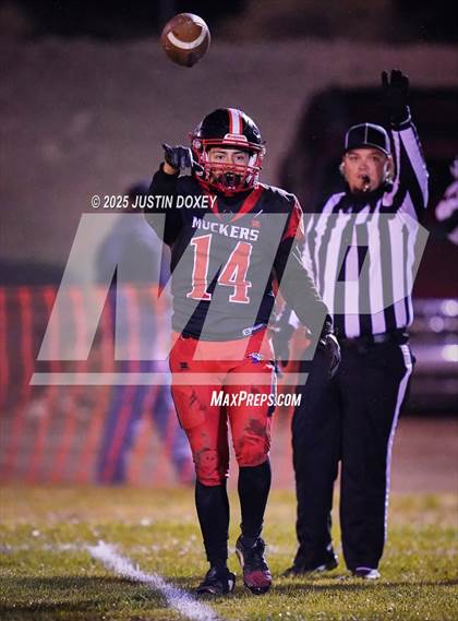 Thumbnail 3 in Tonopah vs Carlin (NIAA 1A State Semifinal) photogallery.