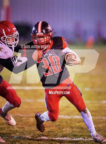 Thumbnail 2 in Tonopah vs Carlin (NIAA 1A State Semifinal) photogallery.