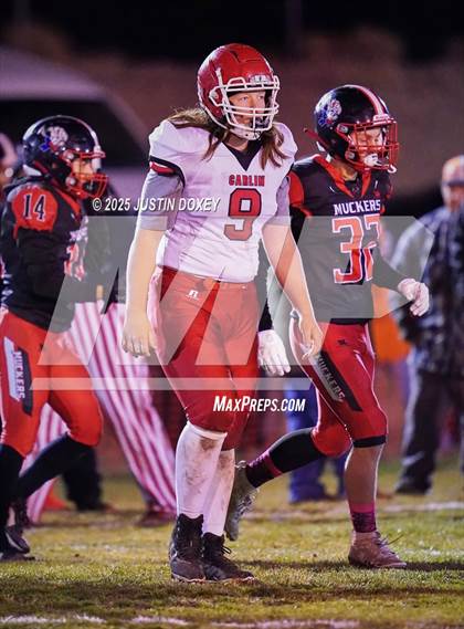 Thumbnail 3 in Tonopah vs Carlin (NIAA 1A State Semifinal) photogallery.