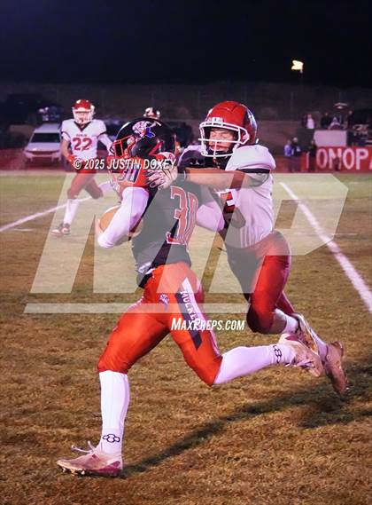 Thumbnail 1 in Tonopah vs Carlin (NIAA 1A State Semifinal) photogallery.