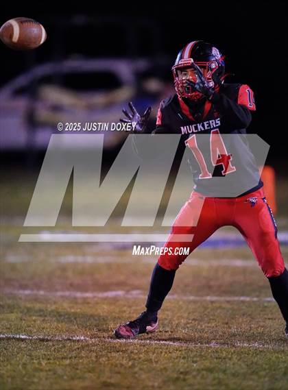 Thumbnail 3 in Tonopah vs Carlin (NIAA 1A State Semifinal) photogallery.