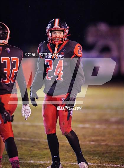 Thumbnail 1 in Tonopah vs Carlin (NIAA 1A State Semifinal) photogallery.