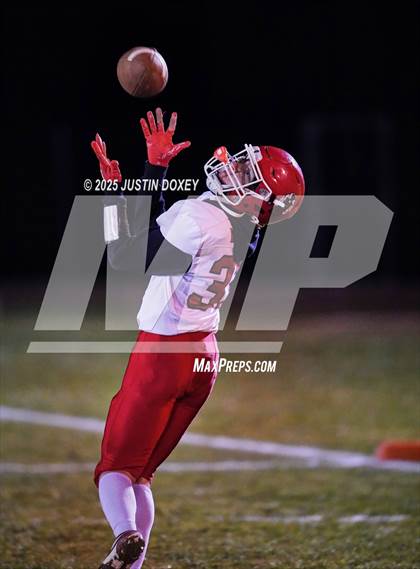 Thumbnail 1 in Tonopah vs Carlin (NIAA 1A State Semifinal) photogallery.