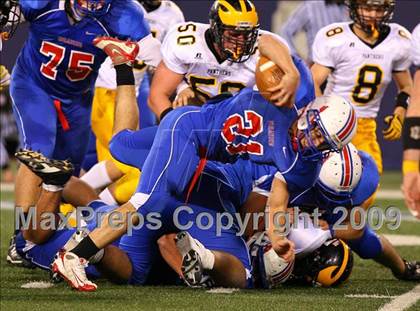 Thumbnail 2 in Secaucus vs. Cedar Grove (NJSIAA Public North 2 Group 1 Final) photogallery.