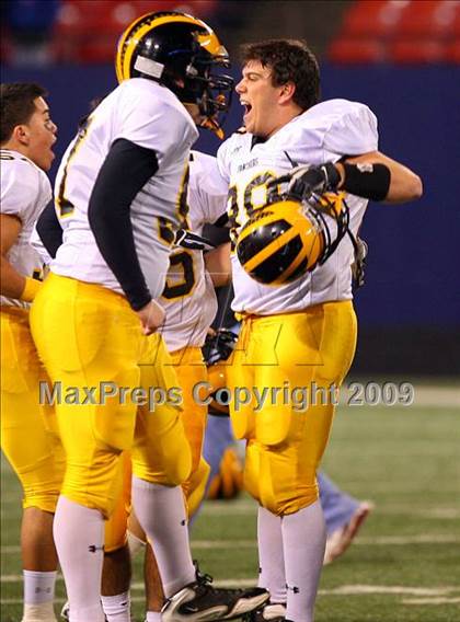 Thumbnail 2 in Secaucus vs. Cedar Grove (NJSIAA Public North 2 Group 1 Final) photogallery.