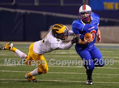 Thumbnail 3 in Secaucus vs. Cedar Grove (NJSIAA Public North 2 Group 1 Final) photogallery.
