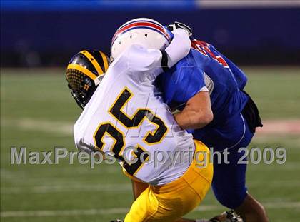 Thumbnail 3 in Secaucus vs. Cedar Grove (NJSIAA Public North 2 Group 1 Final) photogallery.
