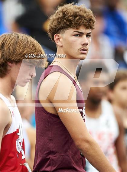 Thumbnail 2 in FHSAA 4A Finals (4 x 800 Meter) photogallery.