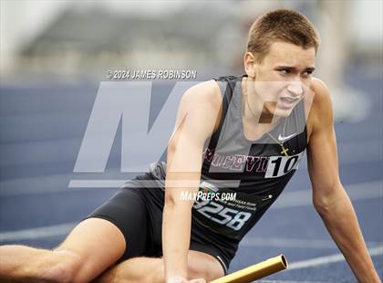Thumbnail 3 in FHSAA 4A Finals (4 x 800 Meter) photogallery.