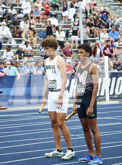 Thumbnail 1 in FHSAA 4A Finals (4 x 800 Meter) photogallery.