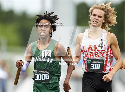 Thumbnail 2 in FHSAA 4A Finals (4 x 800 Meter) photogallery.