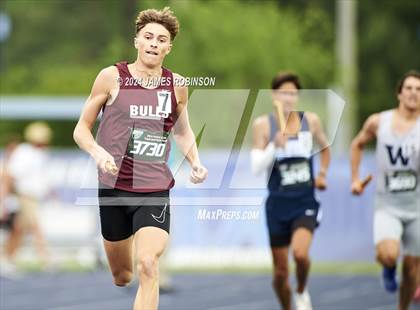 Thumbnail 3 in FHSAA 4A Finals (4 x 800 Meter) photogallery.