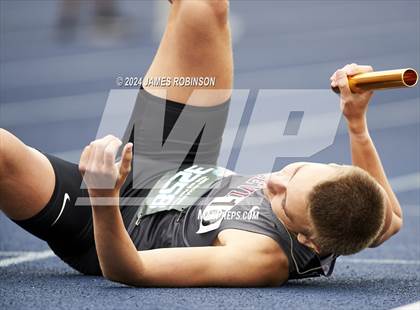 Thumbnail 3 in FHSAA 4A Finals (4 x 800 Meter) photogallery.