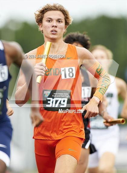 Thumbnail 3 in FHSAA 4A Finals (4 x 800 Meter) photogallery.