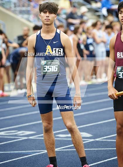 Thumbnail 3 in FHSAA 4A Finals (4 x 800 Meter) photogallery.