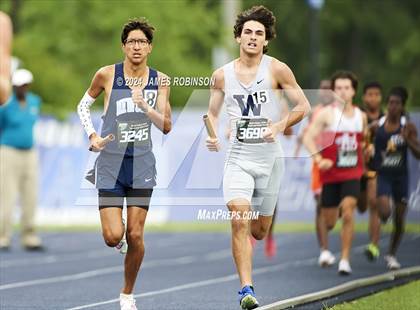 Thumbnail 2 in FHSAA 4A Finals (4 x 800 Meter) photogallery.