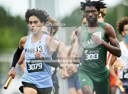 Thumbnail 1 in FHSAA 4A Finals (4 x 800 Meter) photogallery.