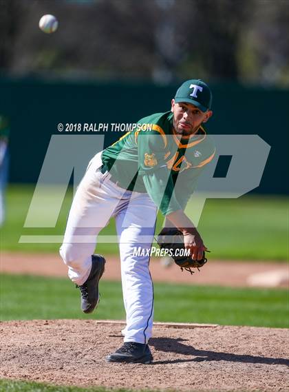 Thumbnail 1 in Tracy vs. Cardinal Newman (Boras Classic North Bracket Rd 2) photogallery.