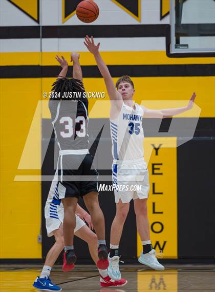 Thumbnail 1 in Waldron vs. Herron photogallery.