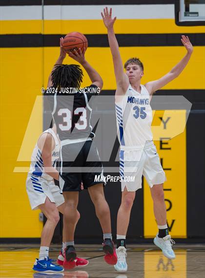Thumbnail 3 in Waldron vs. Herron photogallery.