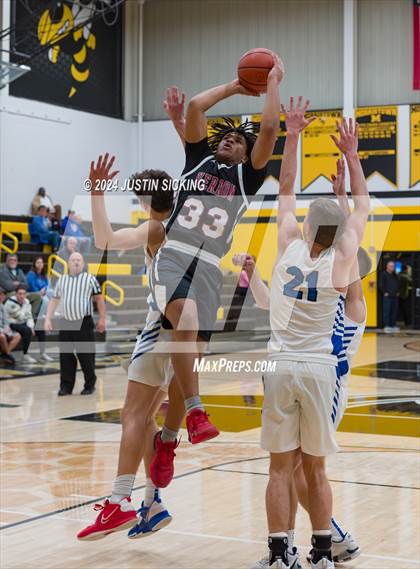 Thumbnail 3 in Waldron vs. Herron photogallery.