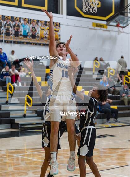 Thumbnail 2 in Waldron vs. Herron photogallery.