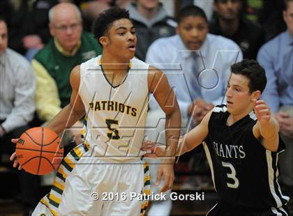 Thumbnail 2 in Stevenson vs. Highland Park (IHSA Class 4A Regional) photogallery.