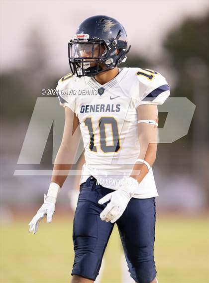 Thumbnail 2 in Chavez @ Shafter photogallery.