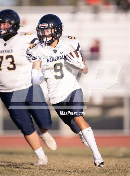 Thumbnail 1 in Chavez @ Shafter photogallery.