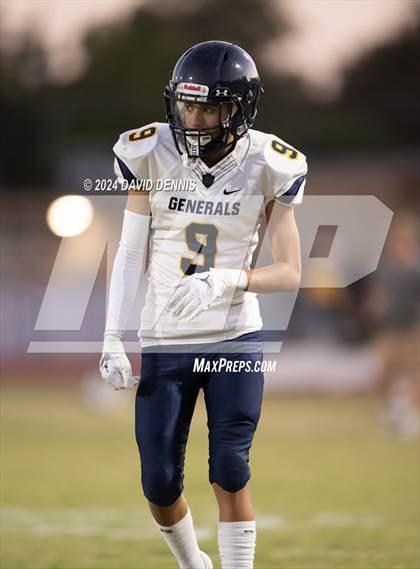 Thumbnail 3 in Chavez @ Shafter photogallery.
