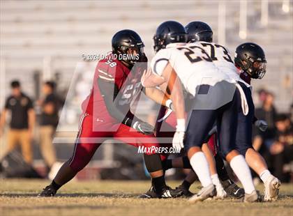 Thumbnail 2 in Chavez @ Shafter photogallery.