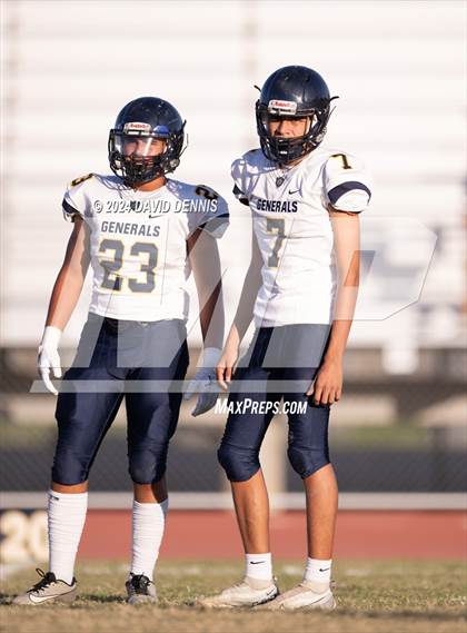 Thumbnail 1 in Chavez @ Shafter photogallery.