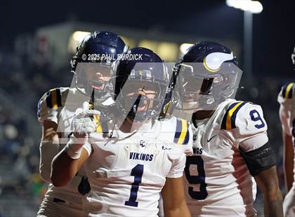 Thumbnail 2 in Central Catholic @ La Salle College (PIAA 6A Final) photogallery.