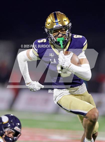 Thumbnail 2 in Central Catholic @ La Salle College (PIAA 6A Final) photogallery.