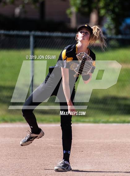 Thumbnail 3 in Newbury Park vs Foothill Tech photogallery.