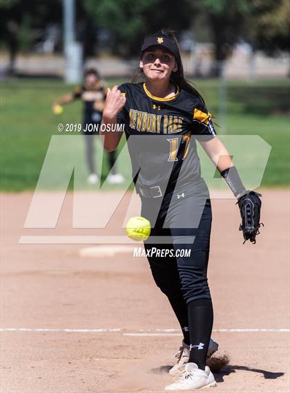 Thumbnail 3 in Newbury Park vs Foothill Tech photogallery.