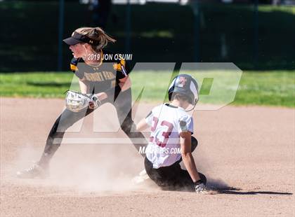 Thumbnail 2 in Newbury Park vs Foothill Tech photogallery.