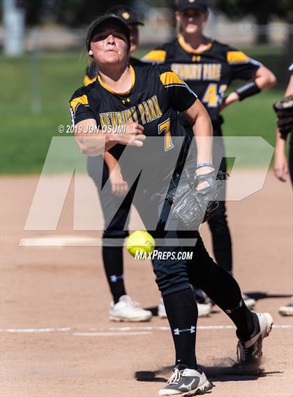 Thumbnail 2 in Newbury Park vs Foothill Tech photogallery.