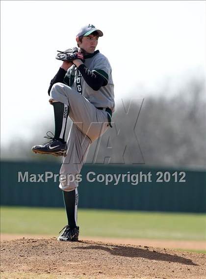 Thumbnail 3 in Farmersville vs Lake Worth (Ferris Tournament) photogallery.