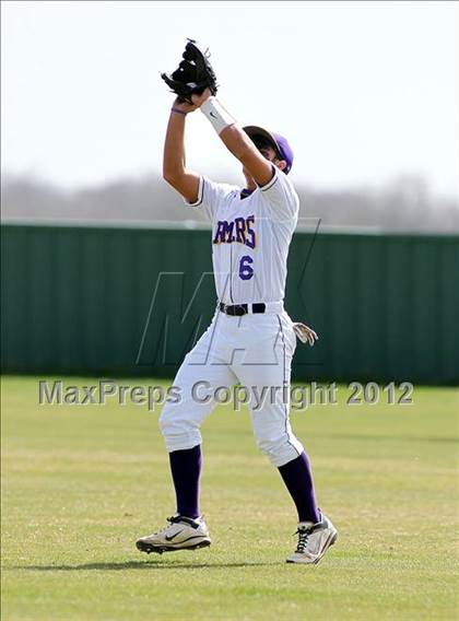 Thumbnail 1 in Farmersville vs Lake Worth (Ferris Tournament) photogallery.