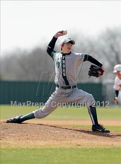 Thumbnail 2 in Farmersville vs Lake Worth (Ferris Tournament) photogallery.
